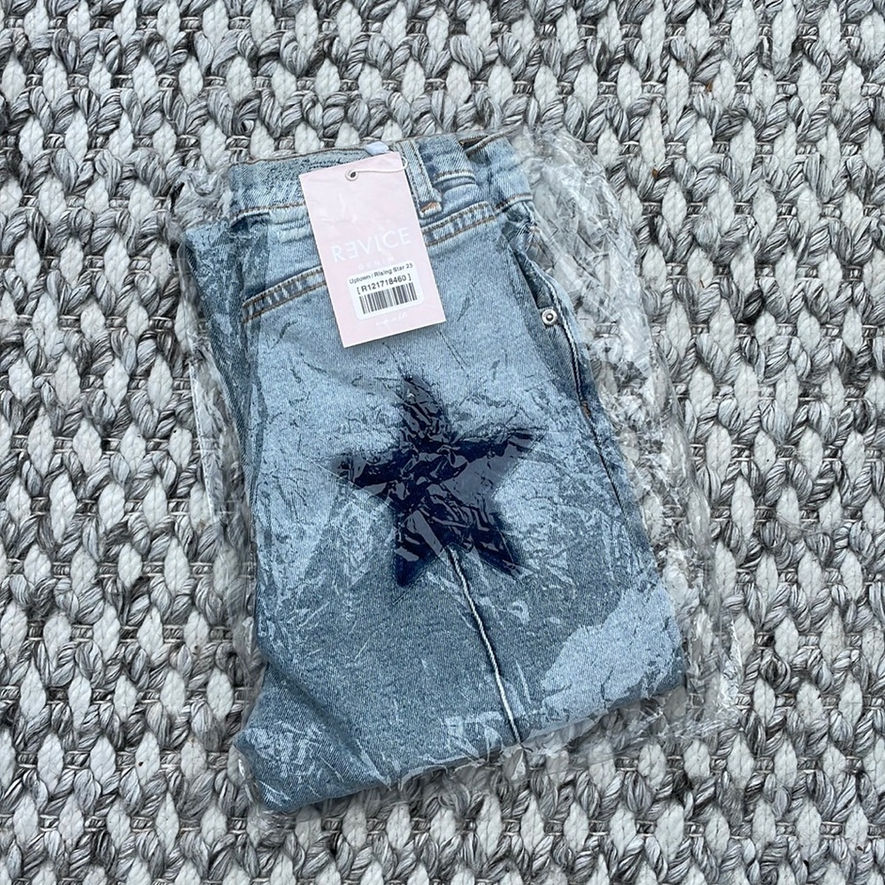 Rising Star Jeans - Revice